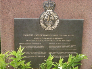 Statue plaque at Ottawa Ontario
